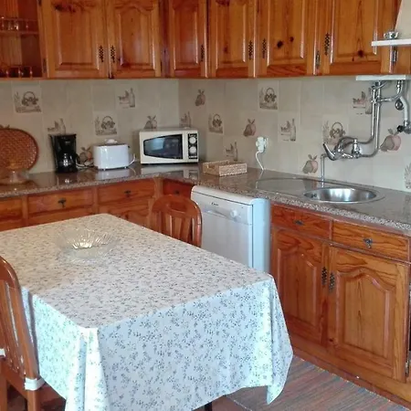 Vitoria Villa Nazare